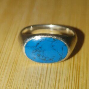 Sterling Silver Ring Turquoise Oval Stone Design Size 5.5 Vintage Jewelry Piece
